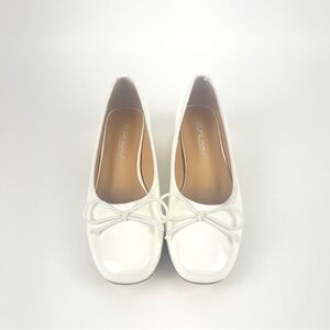 White Patent Leather Block Heel Pumps with Bow Detail